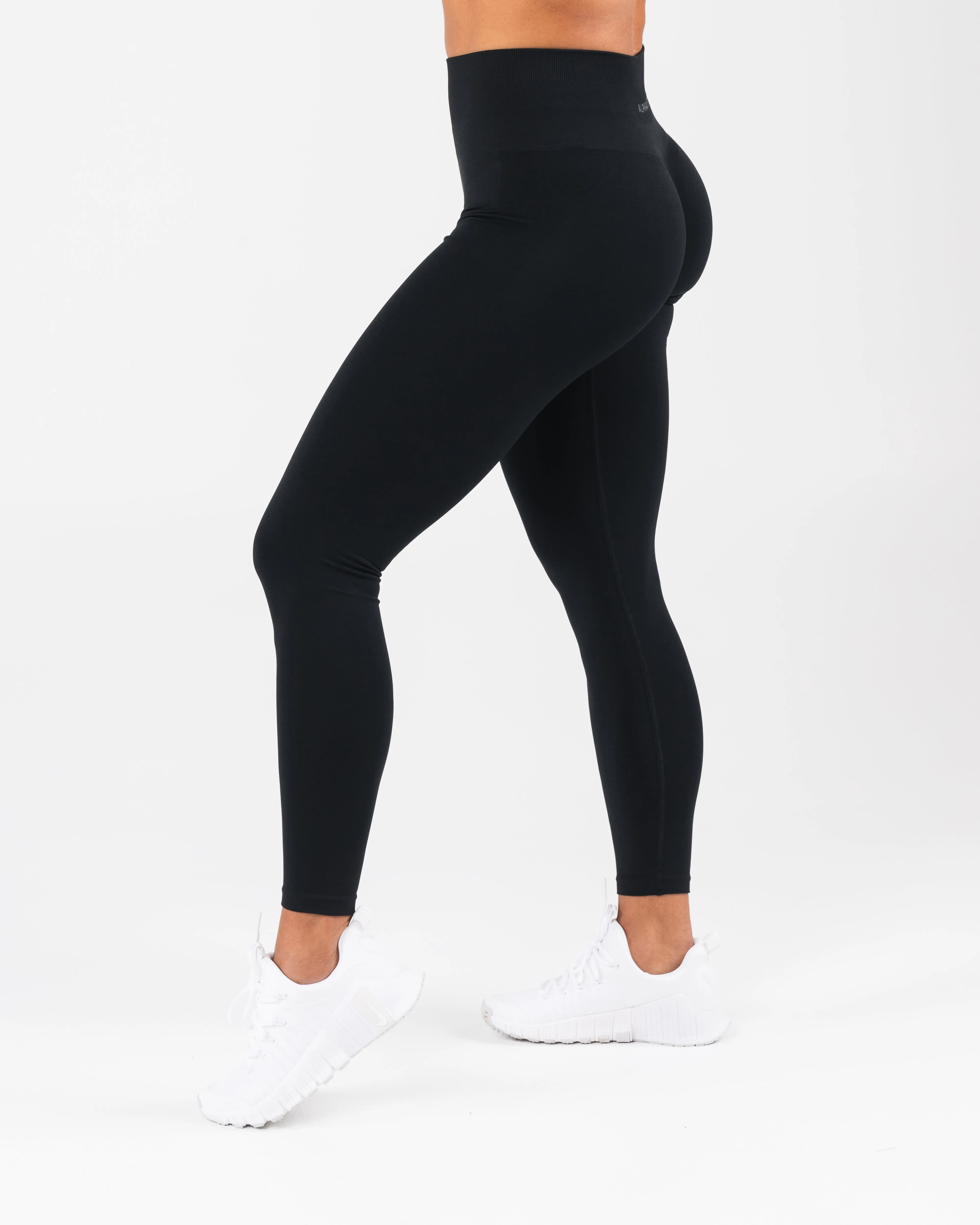 Amplify Legging - Black Matter