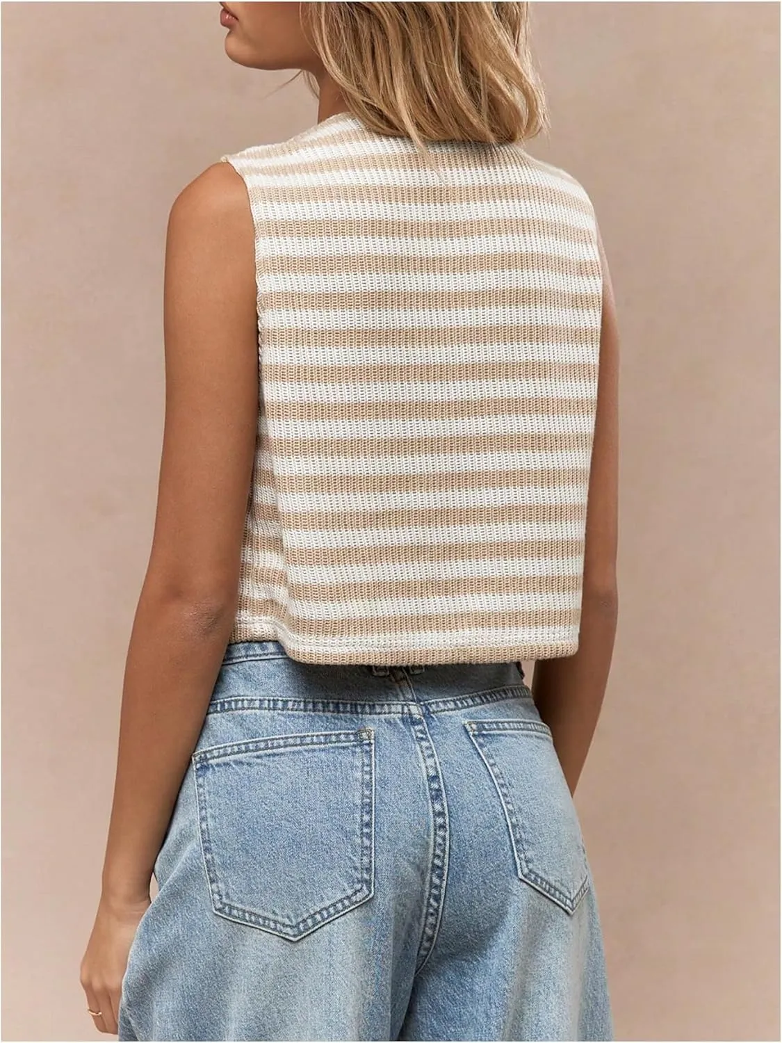 GORGLITTER Women's Striped Button Down Knitted Vest Crew Neck Sleeveless Cropped Sweater Vests