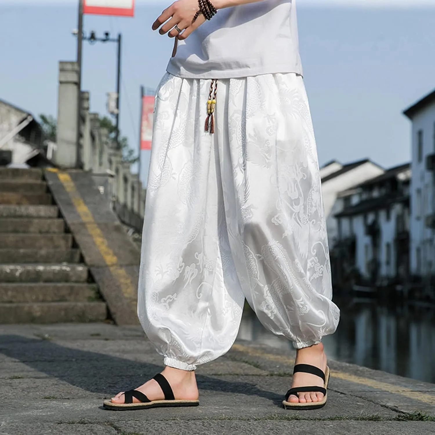 Mens Summer Ice Silk Dragon Printed Harem Pants Big and Tall Wide Leg Loose Breathable Beach Pant Retro Yoga Hip Hop Bloomer