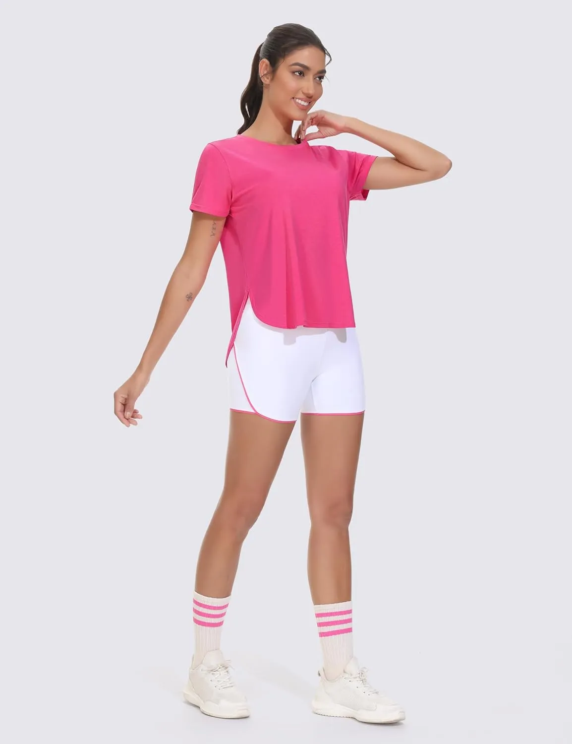 THE GYM PEOPLE Women's Workout T-Shirts Loose Fit Short Sleeve Cotton Running Basic Tee Tops with Split Hem