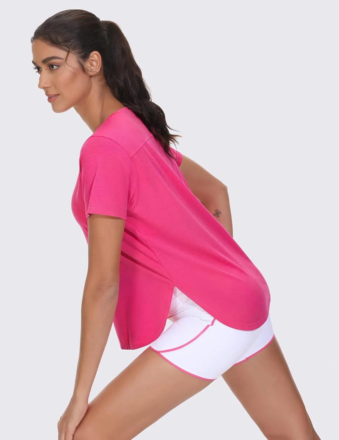 THE GYM PEOPLE Women's Workout T-Shirts Loose Fit Short Sleeve Cotton Running Basic Tee Tops with Split Hem